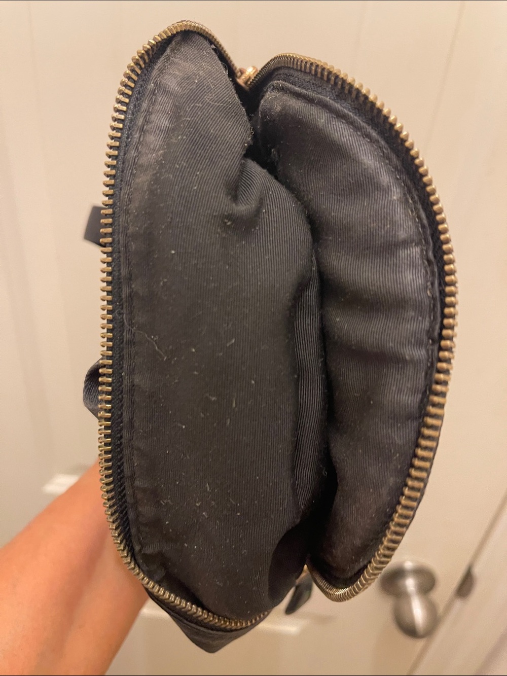 Coach, please check all picture of condition - Picture 16 of 17